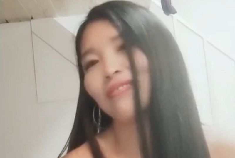 老师好紧好爽風騷美少婦約閨蜜一起玩